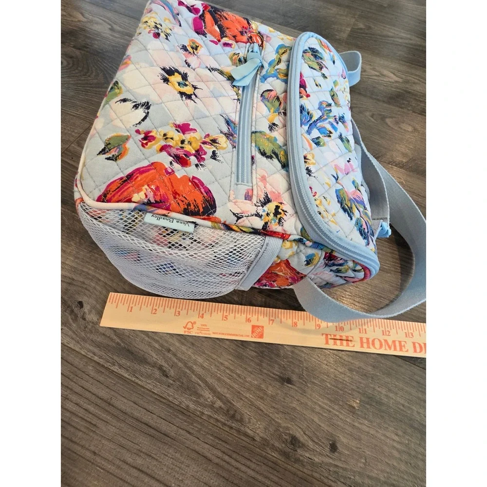 Vera Bradley Quilted Floral Lunch Bag Light Blue Insulated Crossbody Cooler Bag‎
